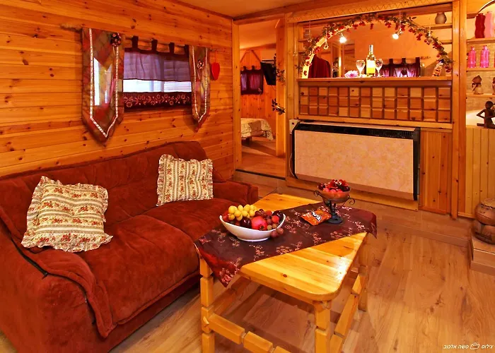 Under The Walnut Tree Shade Lodge